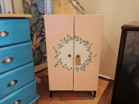 Schränkchen 